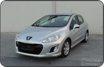 Peugeot 308 srebrni